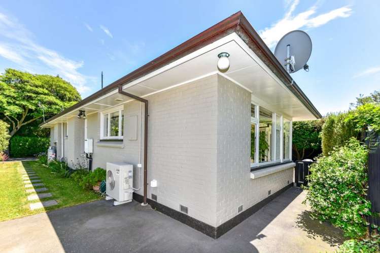 33 Office Road Merivale_15