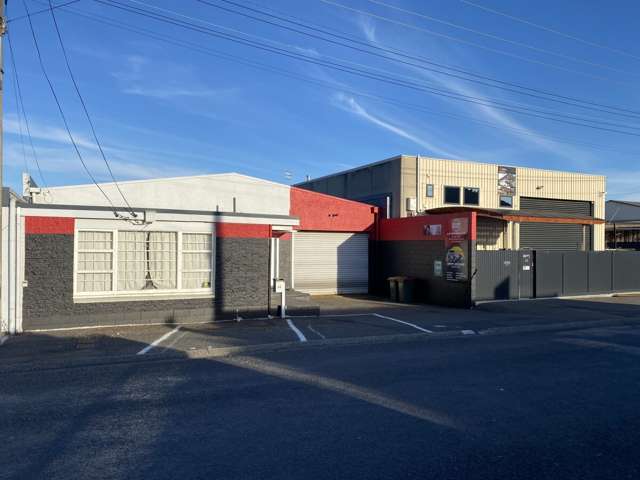 Central Industrial Workshop/Warehouse