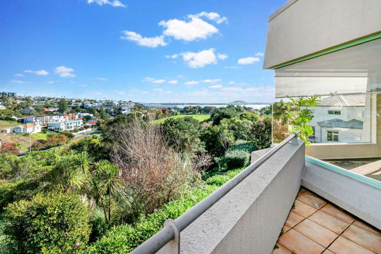 11/18 Takitimu Street Orakei_11