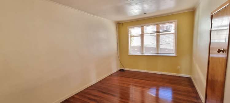 36 Sheridan Drive New Lynn_10