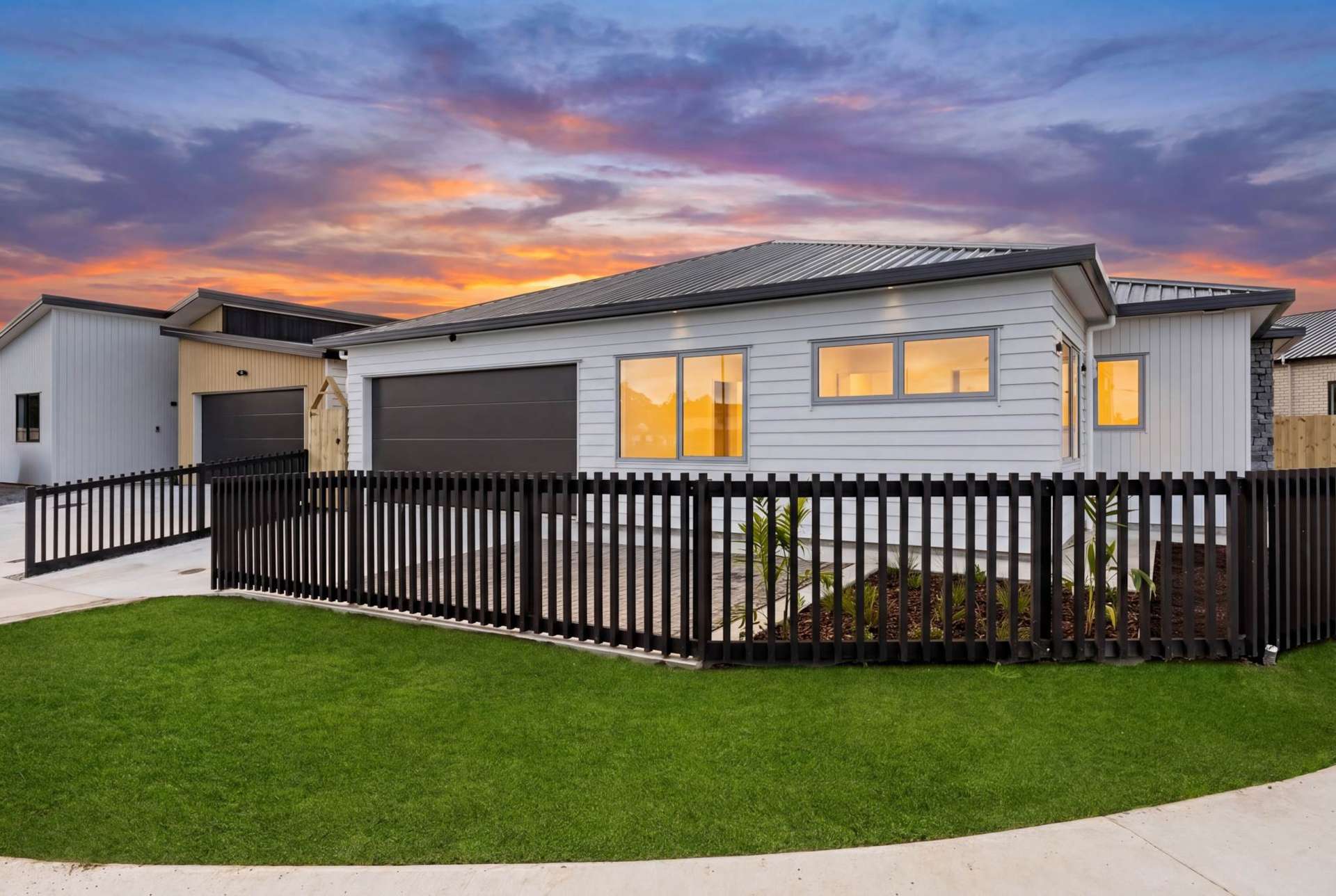 44 Furlough Road Opaheke_0