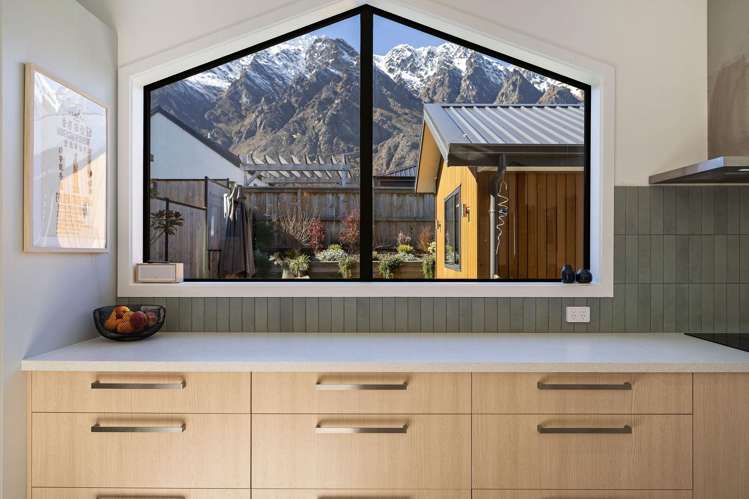 70 Spur Ridge Rise, Hanley's Farm Jacks Point_11