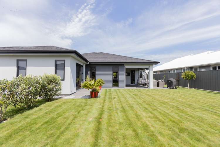 12 Ruahine Road Poraiti_24