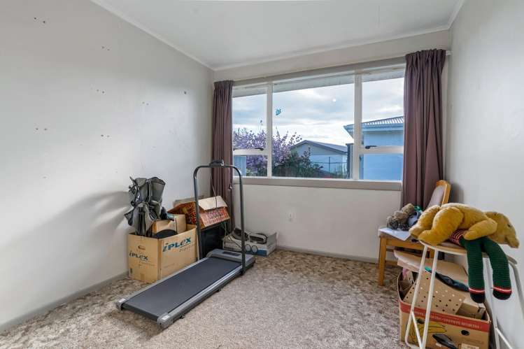 83 Eglinton Street_5