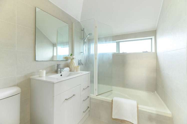 2/466 East Coast Road Windsor Park_16