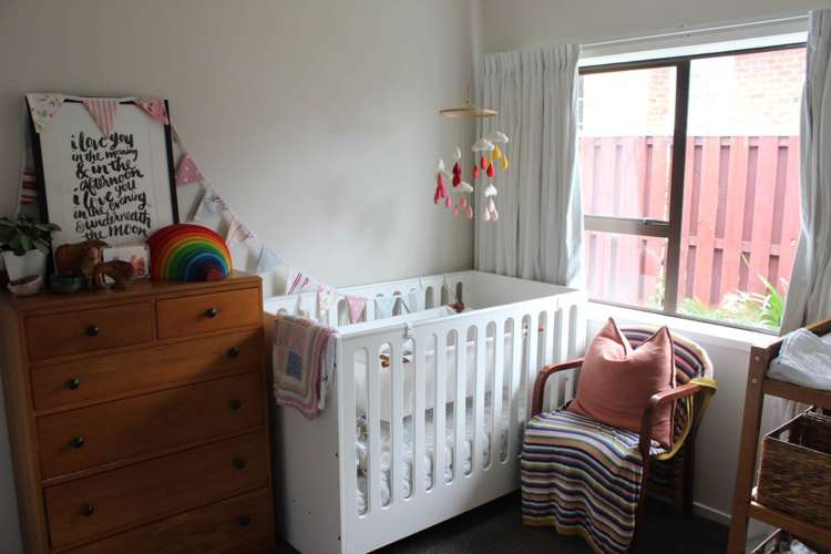 2/166 Point Chevalier Road Point Chevalier_5