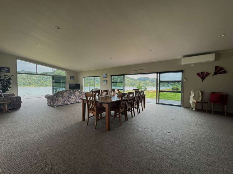 177 Te Mahoe Road Mokau_5