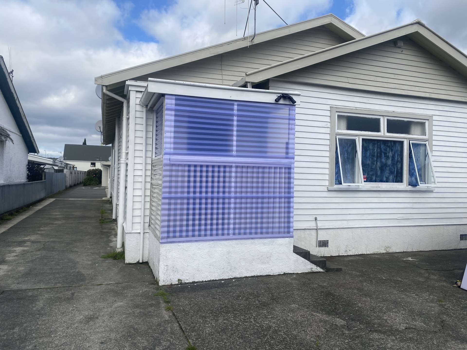 1/8 Dahlia Street Palmerston North_0