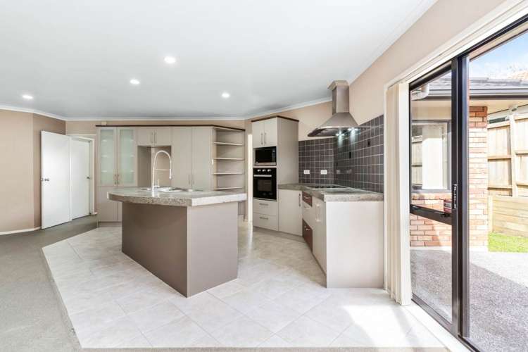 5 Walter Haddrell Crescent Flat Bush_9