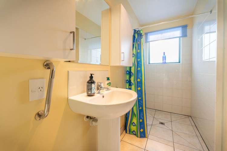 18 Chateau Close Gleniti_14