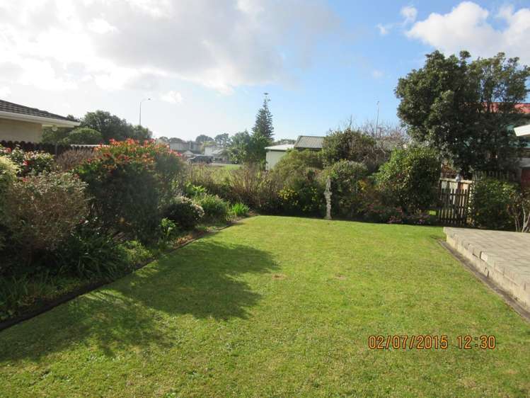9 Alice Avenue Orewa_6