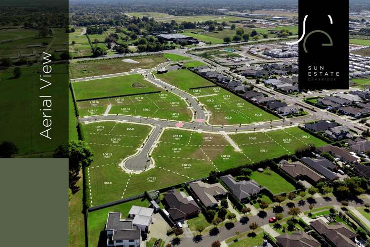 12 Sir Tristram Boulevard Cambridge_6