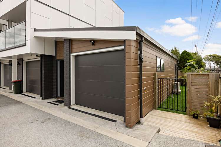 9/35 Centreway Road Orewa_11