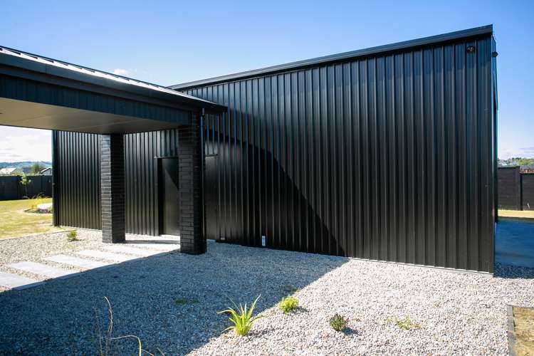 7 Artistic Avenue Leamington_25