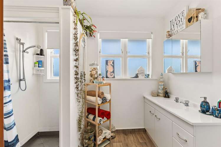 20 Cook Street Carters Beach_12