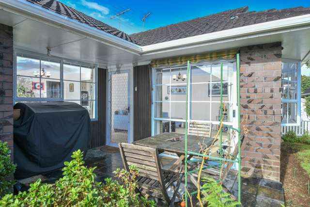 2/13 Turama Road Royal Oak_3