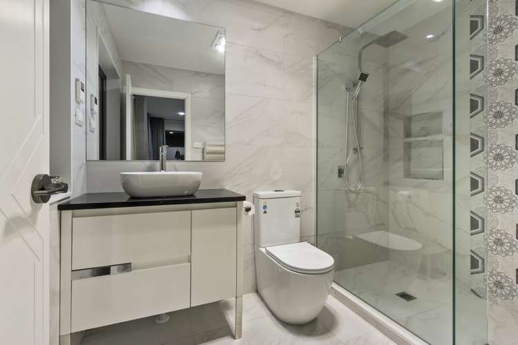 12 The Landing Riverhead_17