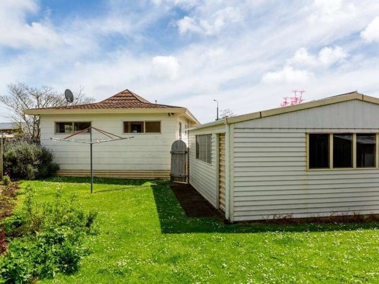 29 Wesley Avenue Frankleigh Park_7