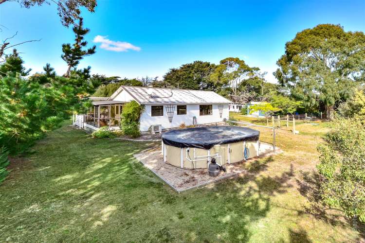 124 Embankment Road Lincoln_35