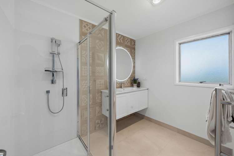 7 Damian Way Weymouth_14