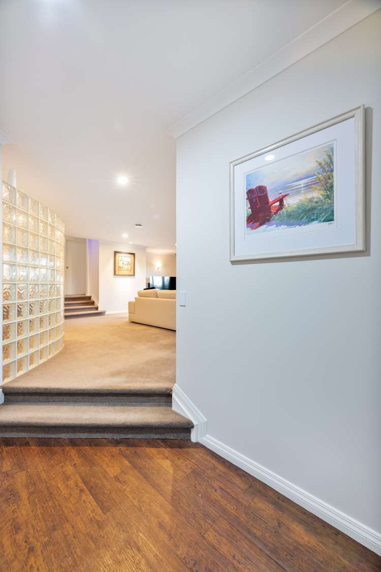 11 Rosebay Rise Henderson_24