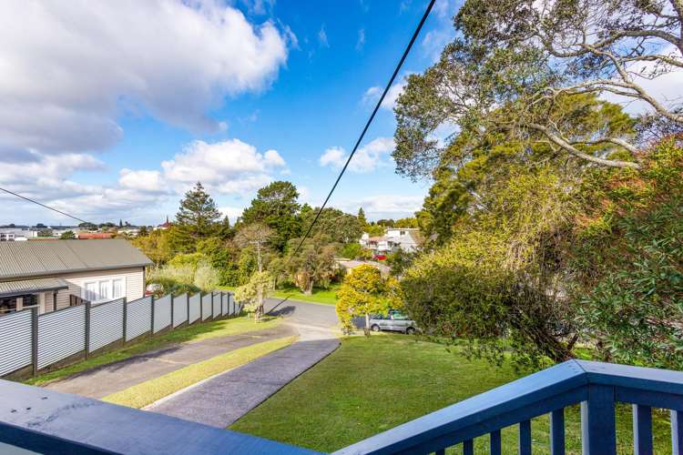 3 Malam Street Glen Eden_32