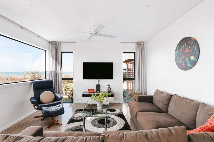 63 Omega Place Coastlands_16