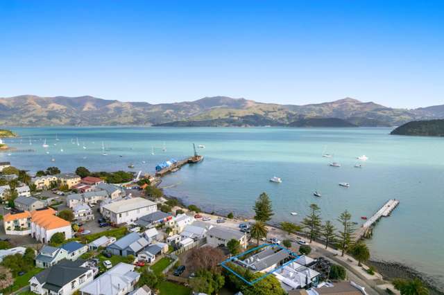 Waterfront Freehold | Prime Akaroa Position