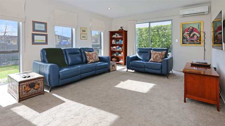 114 Lake Panorama Drive Henderson Valley_32