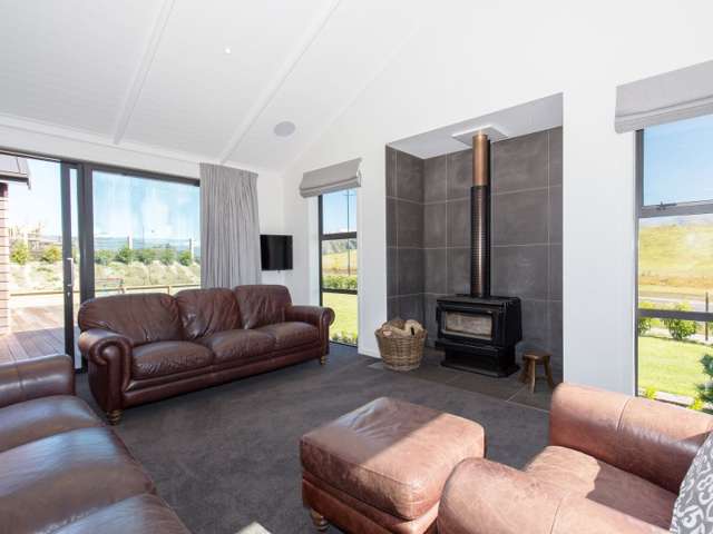 72 Infinity Drive Wanaka_3