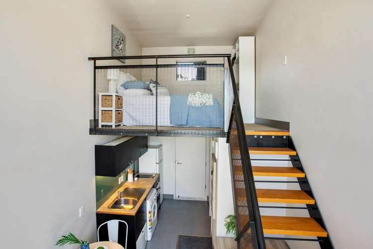 44/29 Webb Street Mount Cook_6