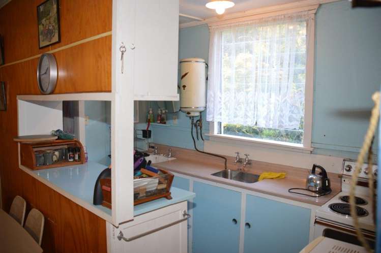 41 Tikao Bay Road Wainui_1