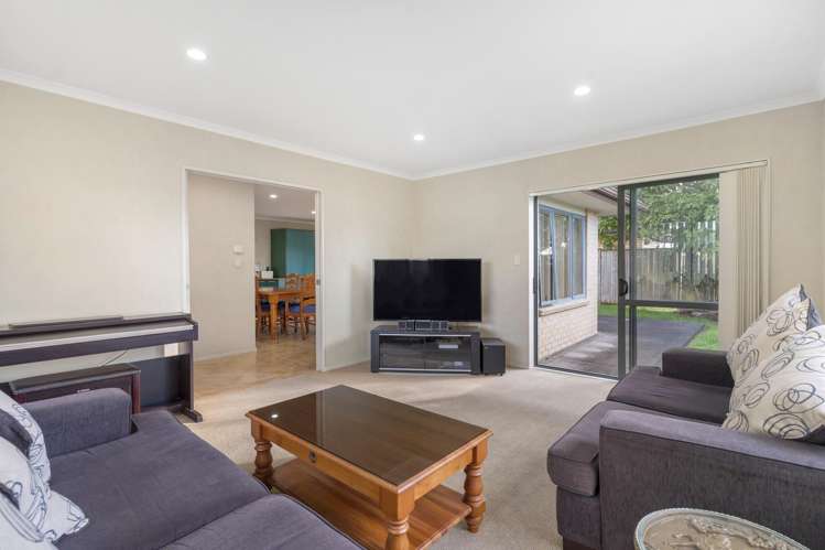 2 Brosna Place East Tamaki_5
