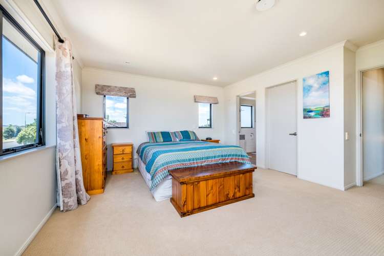 27 Scotsmoor Drive Wattle Downs_11