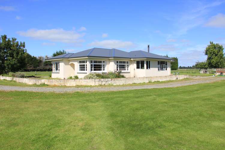 82 Pike Road Winton Surrounds_14