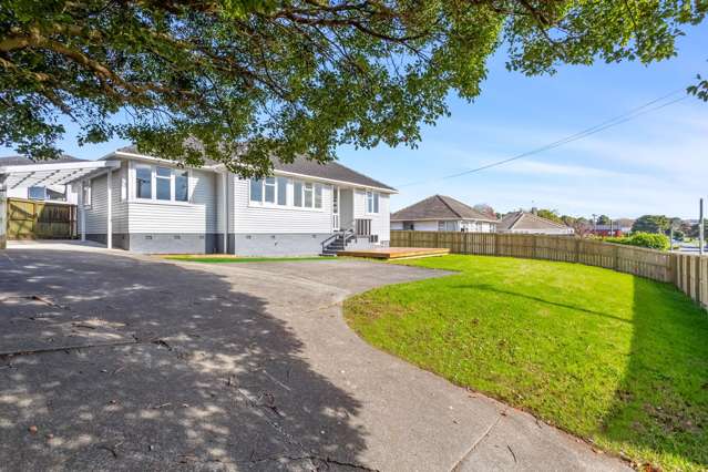 Freshly Renovated, Family Ready 4 Bedroom Home