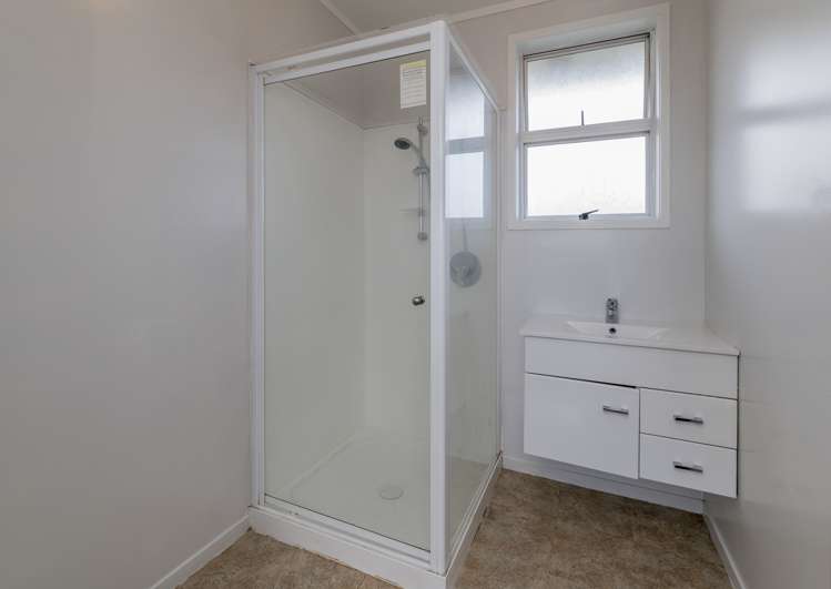 2 Drake Street Levin_13