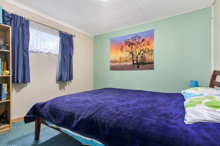 6a Easter Parade Glen Eden_12