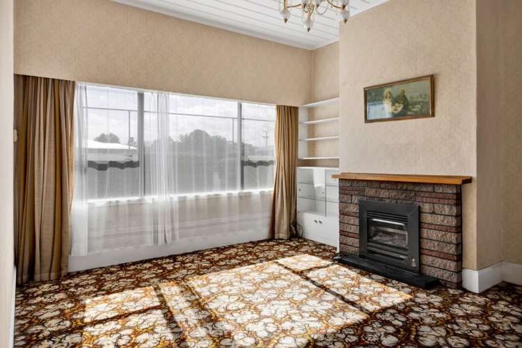 16 Old South Road Okato_5