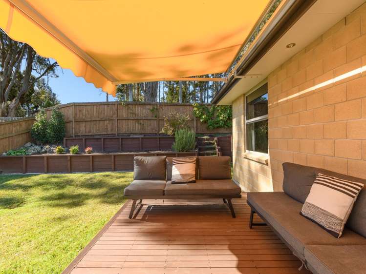 294 Ballintoy Park Drive Welcome Bay_12