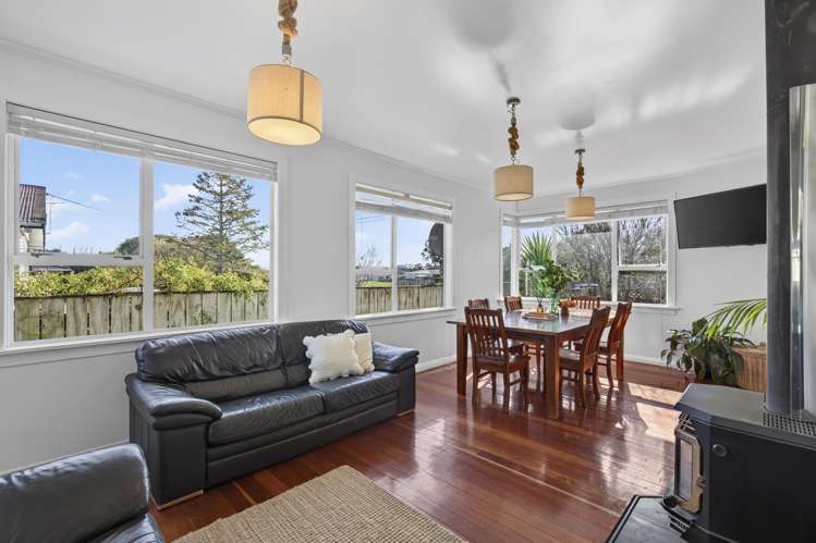 14 Carthew Street Okato_7