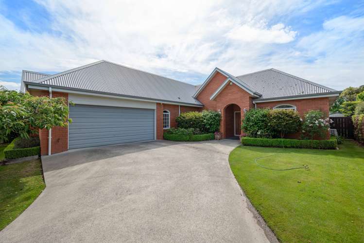 11 Roussel Place Springlands_25