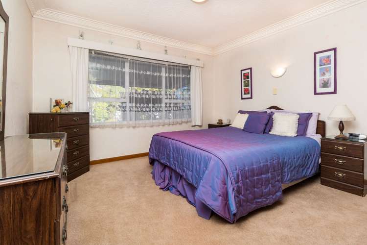 76 Sylvan Crescent Te Atatu South_10