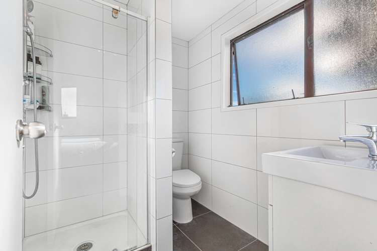 9 Seagrove Road West Harbour_12