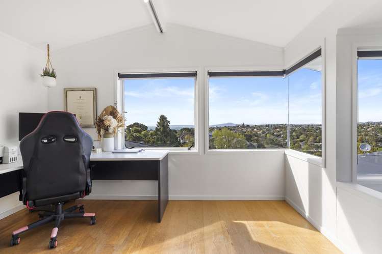 2 Stredwick Drive Torbay_10
