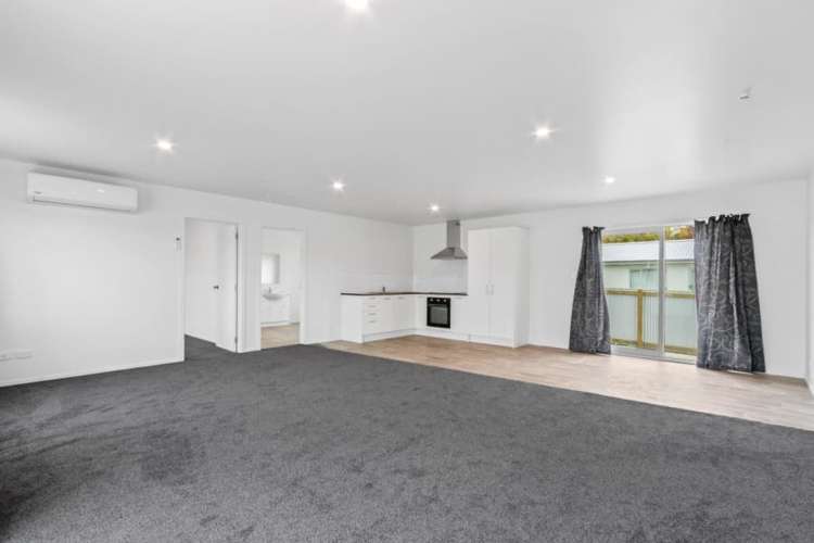 16 Kiwi Lane Camberley_0