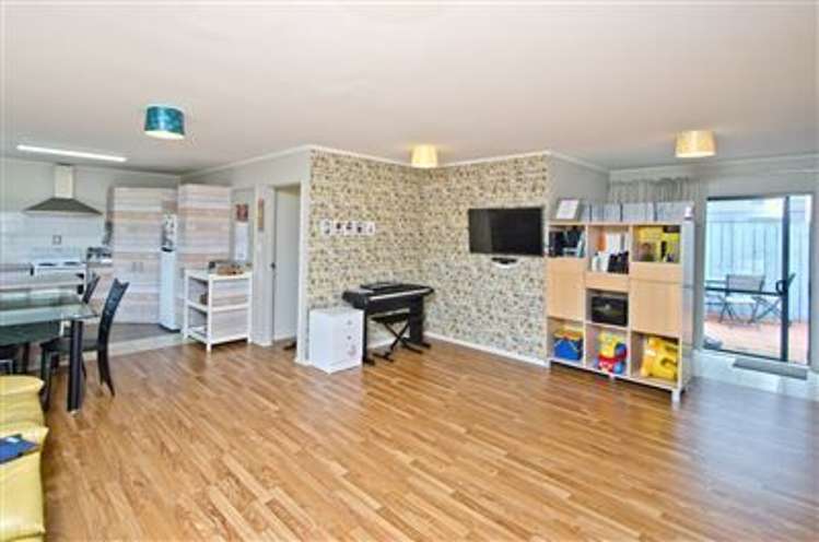 5 James Cook Drive Welcome Bay_3