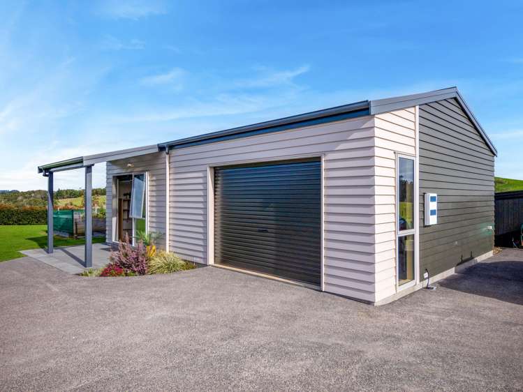 15 Magnolia Tree Way Kerikeri_24