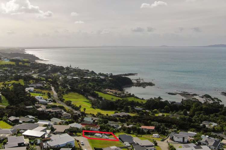 13 Nancy Wake Place Cable Bay_15