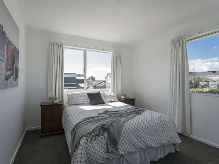 58 Cambrian Street Churton Park_11